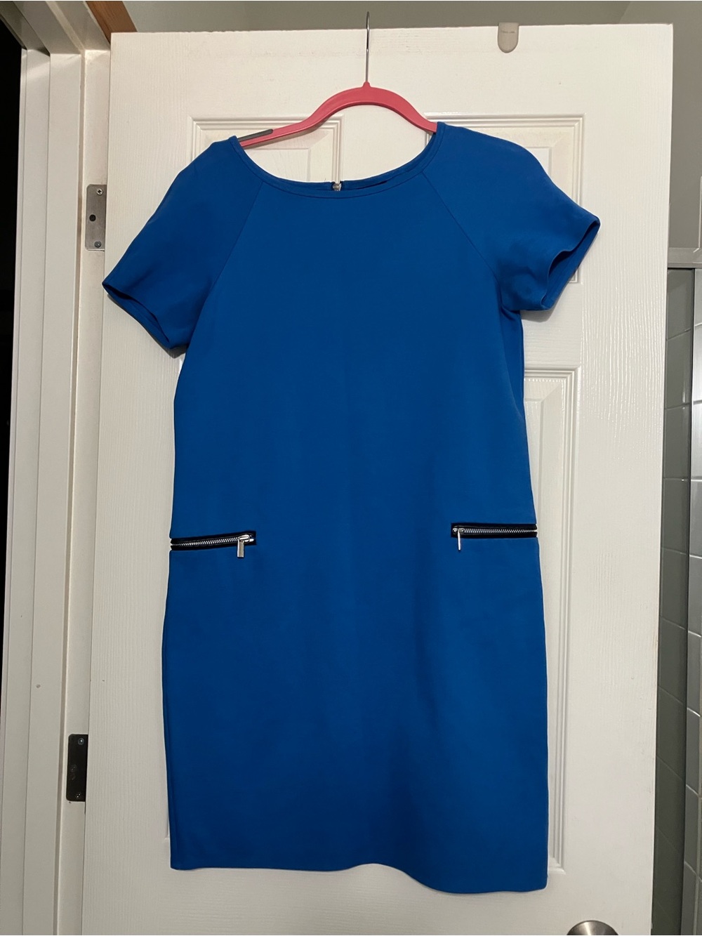 Ann Taylor Cobalt Blue Short-Sleeve Shift Dress with Zip Pockets - Picture 1 of 3